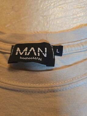 Boohoo Men's Light Beige Crew Neck T-Shirt